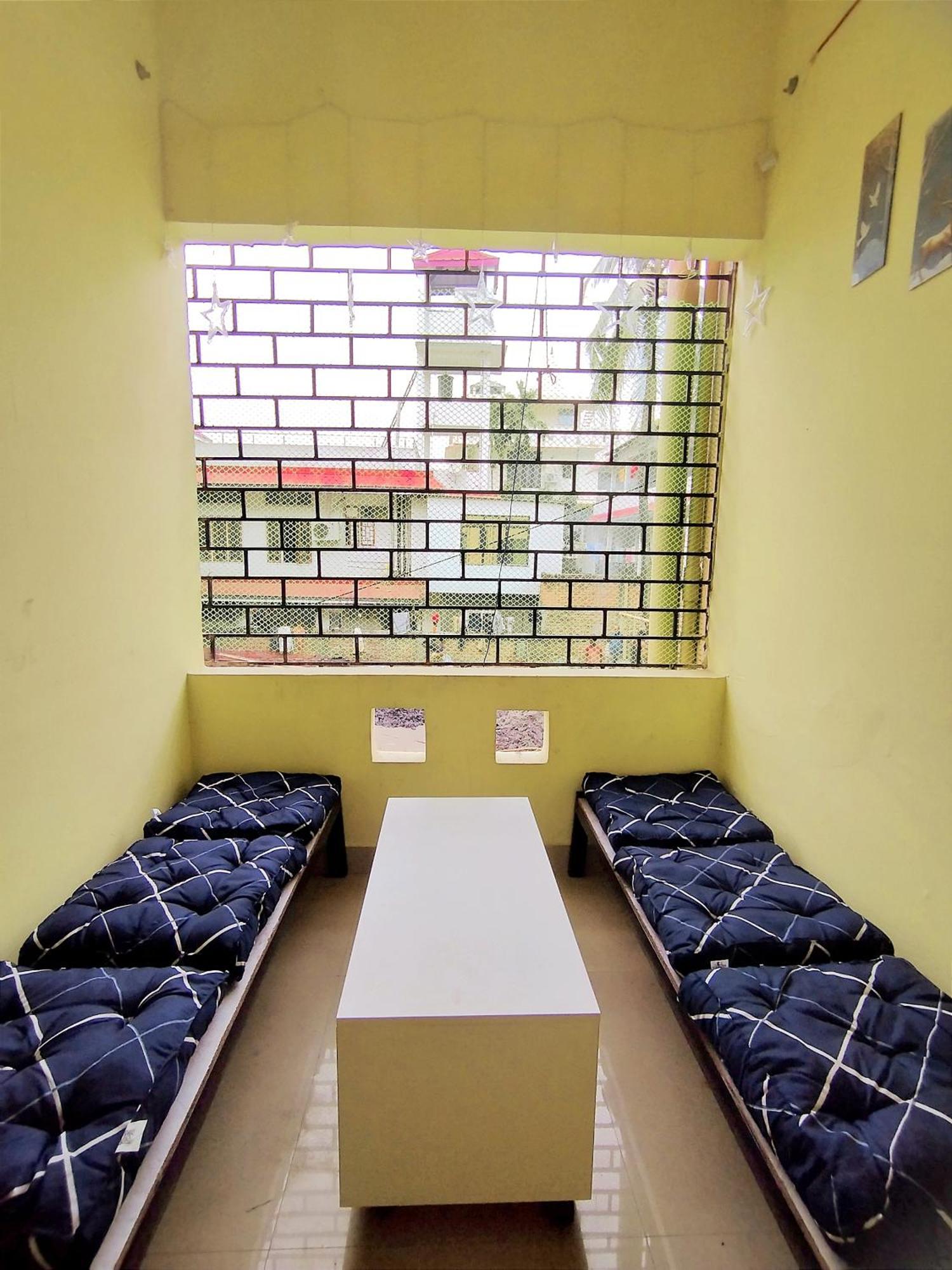 Nomad'S Nest Backpackers Hostel Guwahati Bagian luar foto